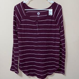 NWT • SO • Waffle Knit • Size Medium